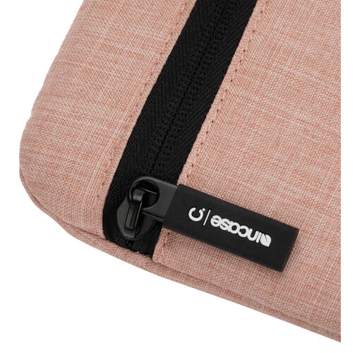 Funda Portable con Cremallera Incase para Macbook 13¨ – (Rosa Rubor) - Image 3