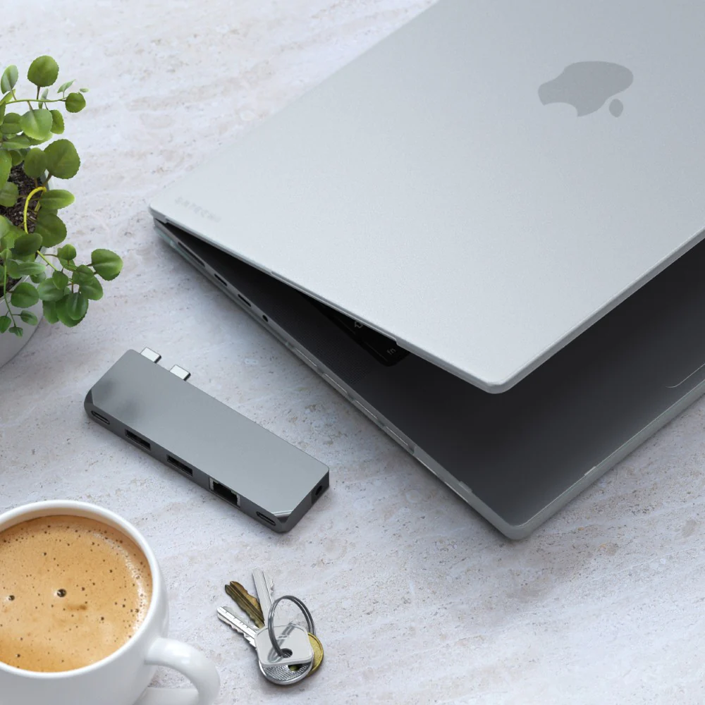 SATECHI ECO HARDSHELL CASE FOR MACBOOK PRO 14 CLEAR - Image 2